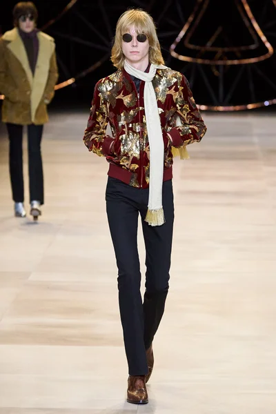 Look 31